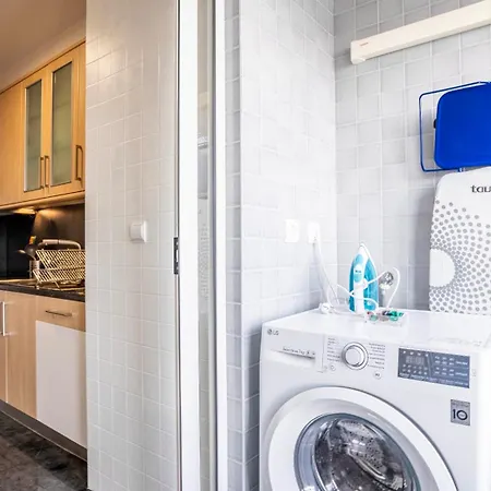 Seaside 3br Flat In Povoa By Lovelystay *