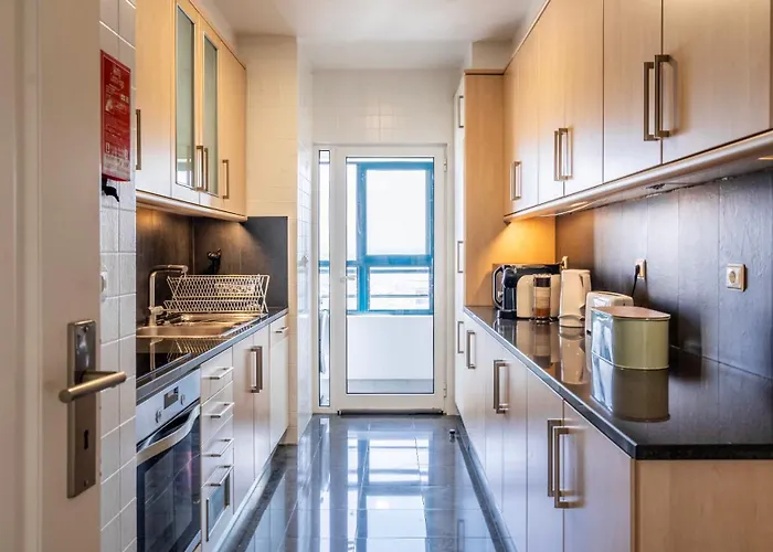 Seaside 3br Flat In Povoa By Lovelystay Apartment