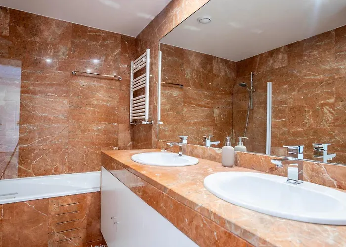 Apartment Seaside 3br Flat In Povoa By Lovelystay *